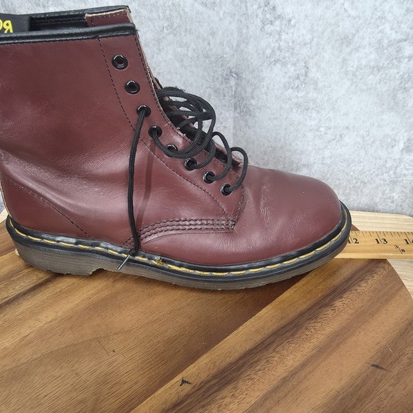 Dr Martens 1460 Boots Mens 9 Cherry Red Leather Moto Combat 8-Eye‎ England main image 7
